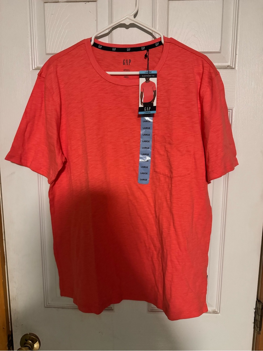 GAP Men’s Slub Pocket T-Shirt Large Dubarry Coral Orange 100% Cotton NWT